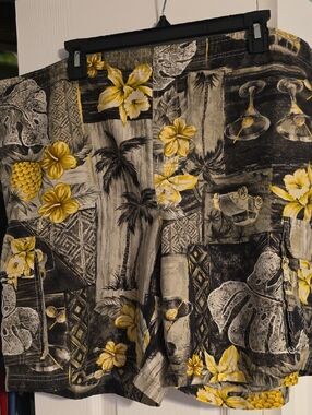 Caribbean Joe,Mens Olive and Yellow Tropical Print Swim/ Board Shorts, XL, Good